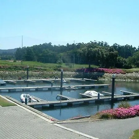 בית נופש Quinta Da Barca אספוסנדה